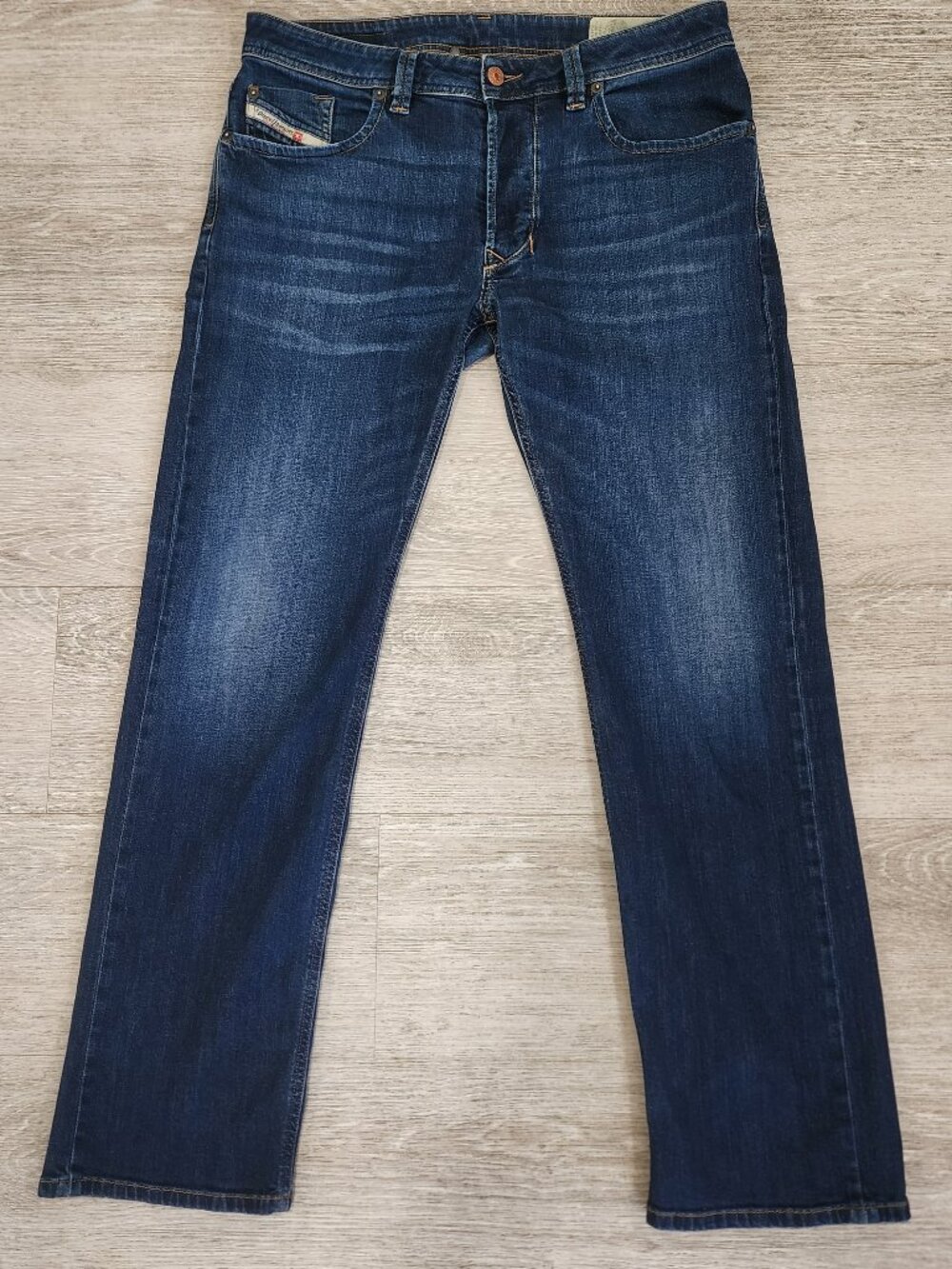 Diesel Larkee Regular Straight Stretch Leather Button Fly Denim Jeans Men's W33